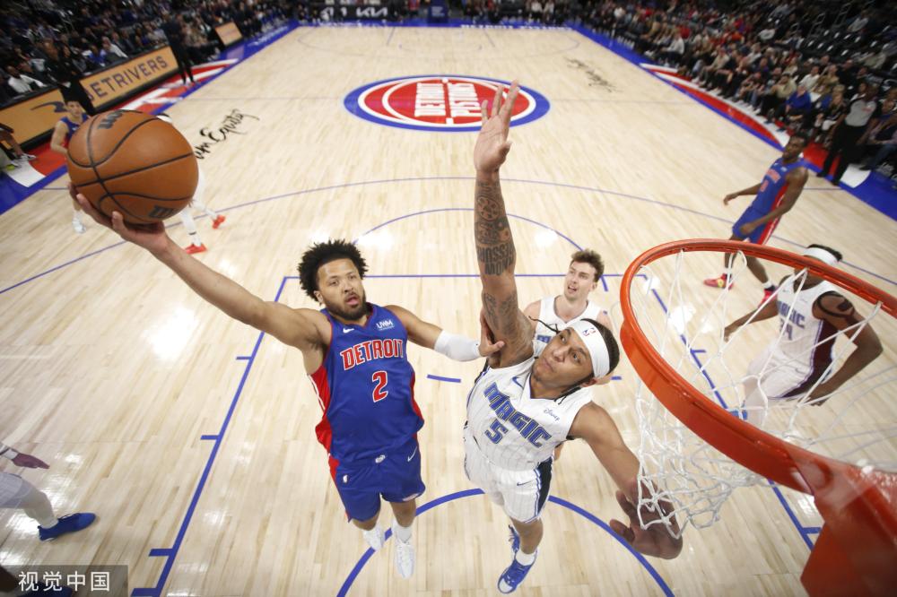 们高超的滑 们高超的滑